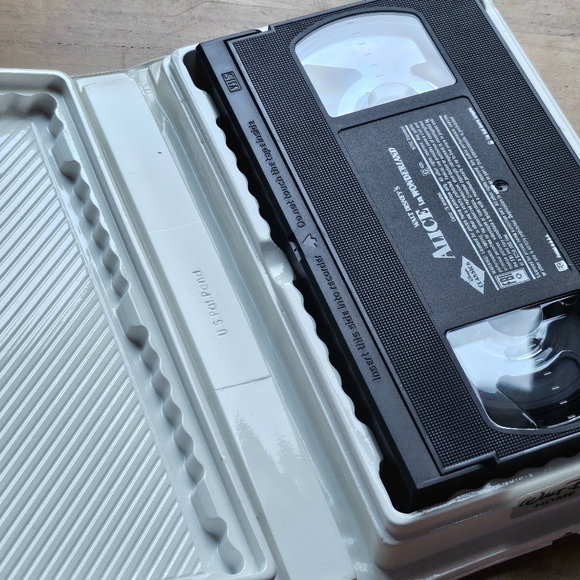 RARE/Mint+ Condition Walt Disney's "Black Diamond Classics" VHS Movies - Picture 6 of 9